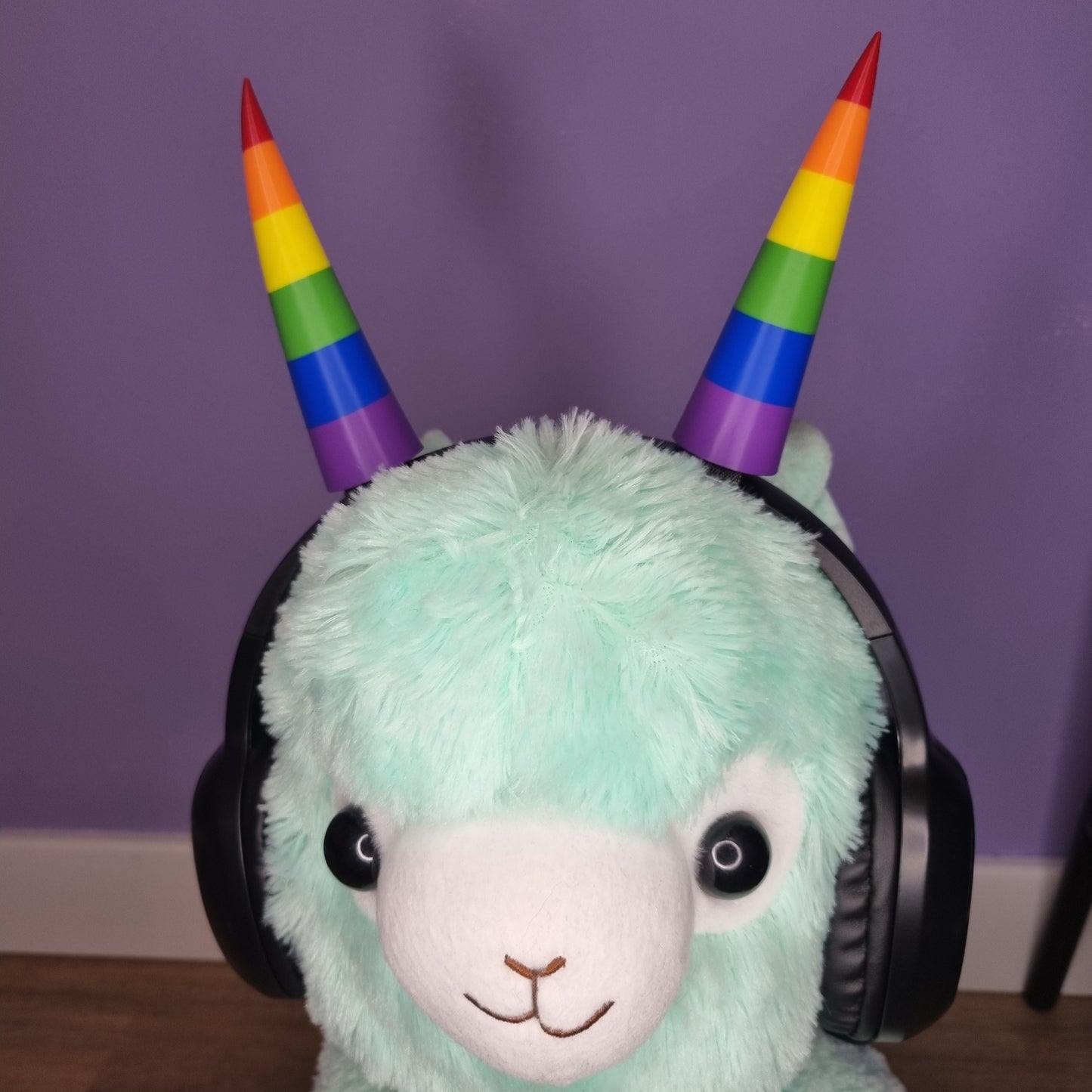 Headset accessory: 3d printed pride lgbtq+ horns