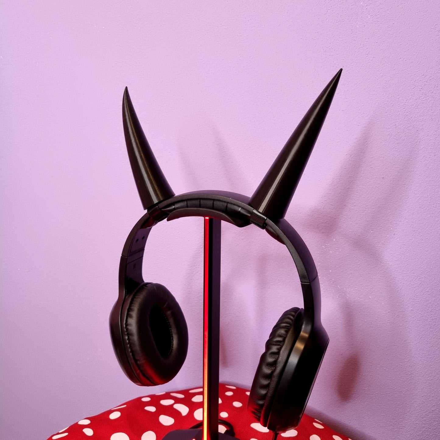 Headset accessory: 3d printed devil horns