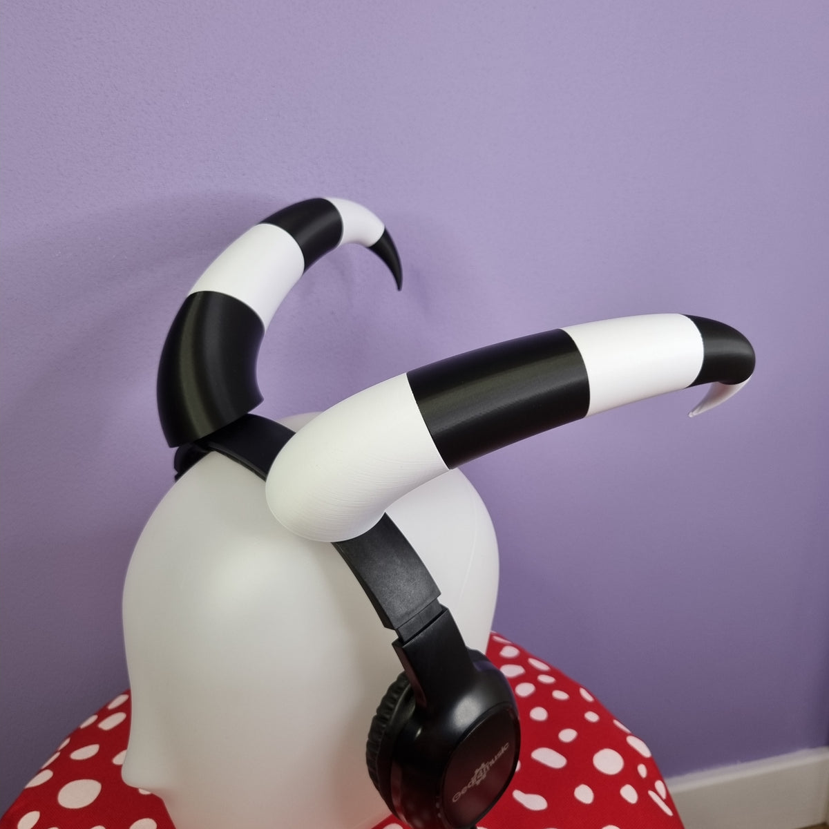 Customizable headset 3d printed imp cosplay horns! – Spicy Cat Crafts
