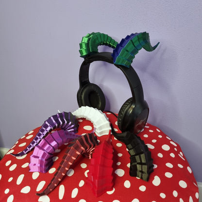 Dragon horns for headset