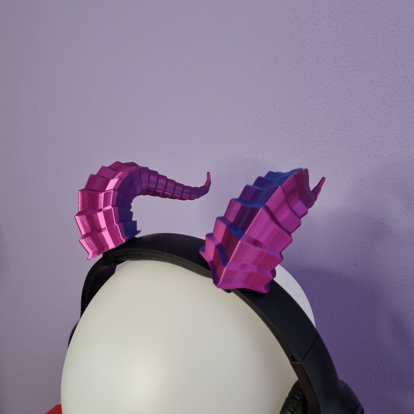 Dragon horns for headset