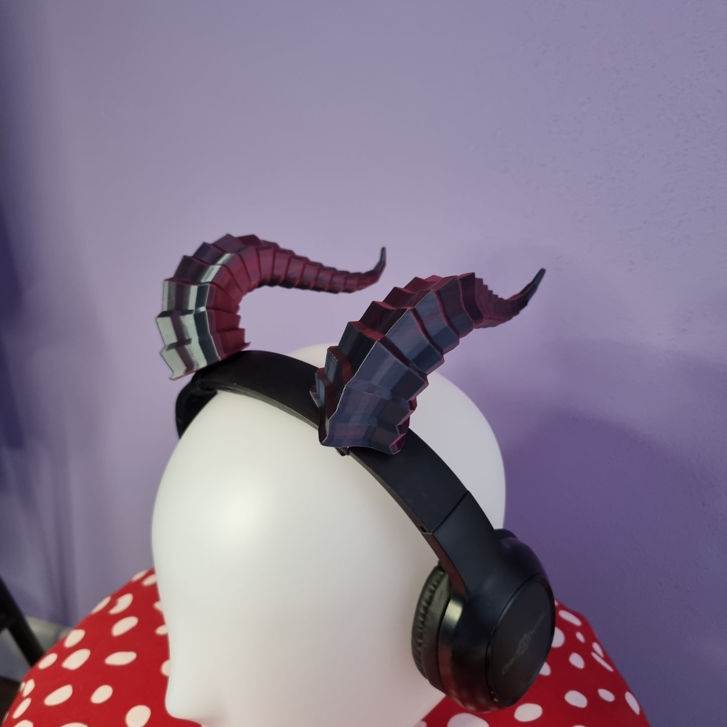 Dragon horns for headset