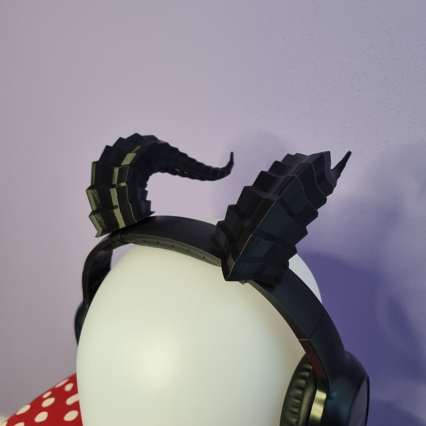 Dragon horns for headset