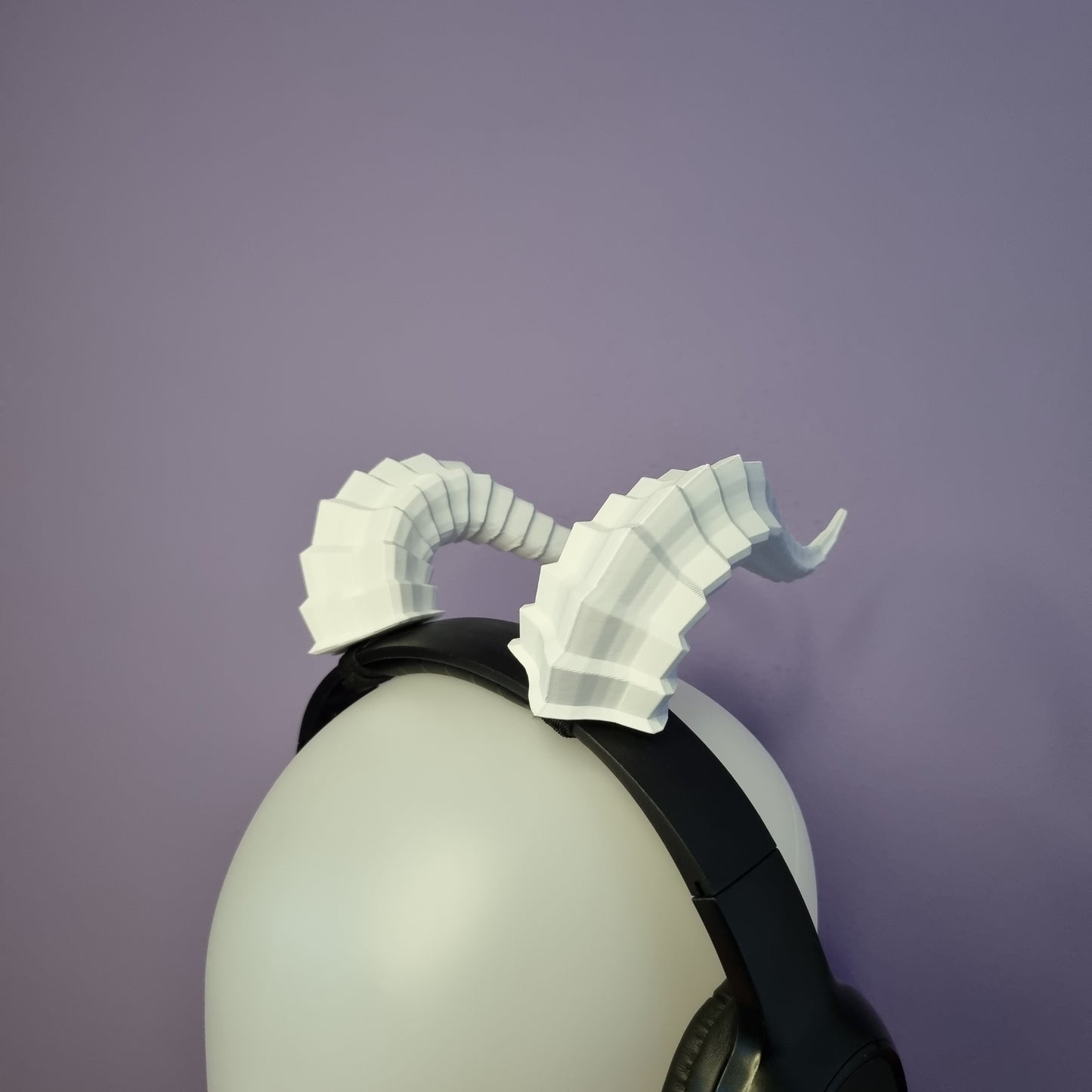 Dragon horns for headset